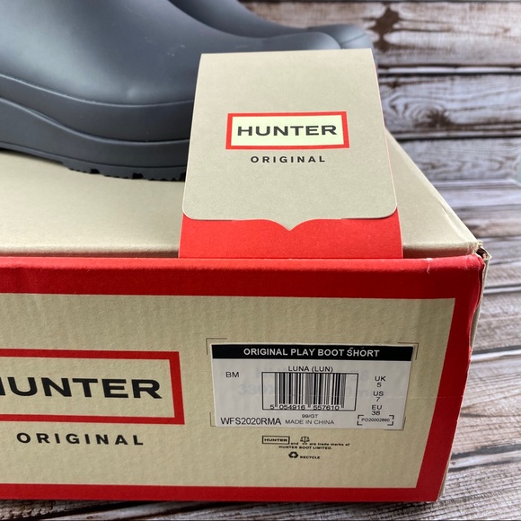 Hunter Original Short Play Rain Boot Luna/Gray sz7 - Picture 9 of 10